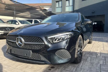 MERCEDES A 200 SEDAN